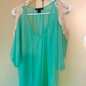 Mint open shoulder lace top